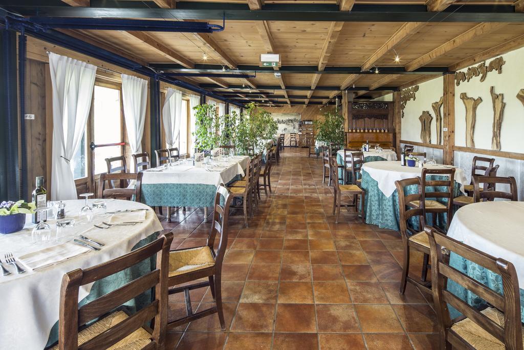 弗马尼 Costa Degli Ulivi酒店 外观 照片