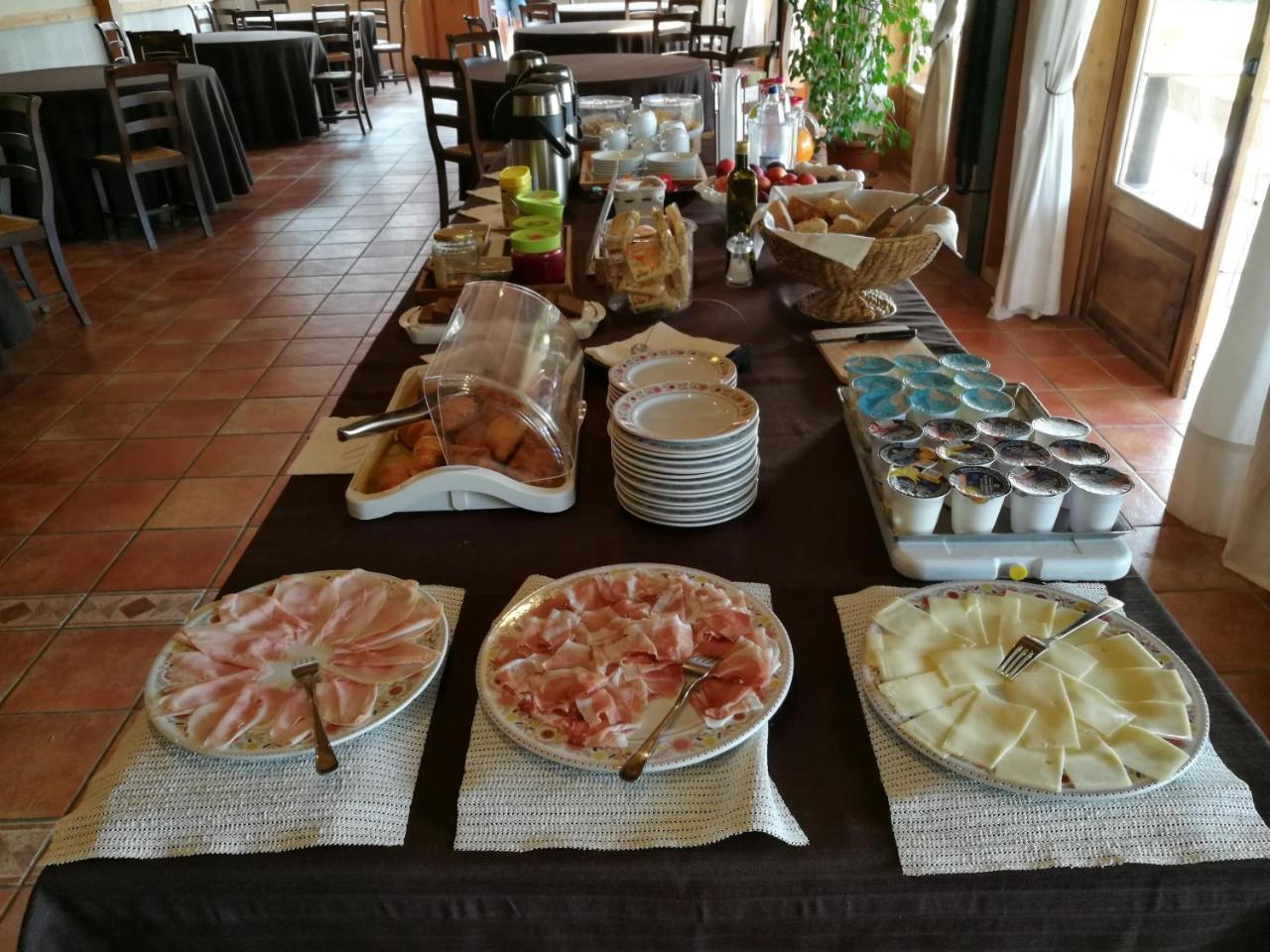弗马尼 Costa Degli Ulivi酒店 外观 照片